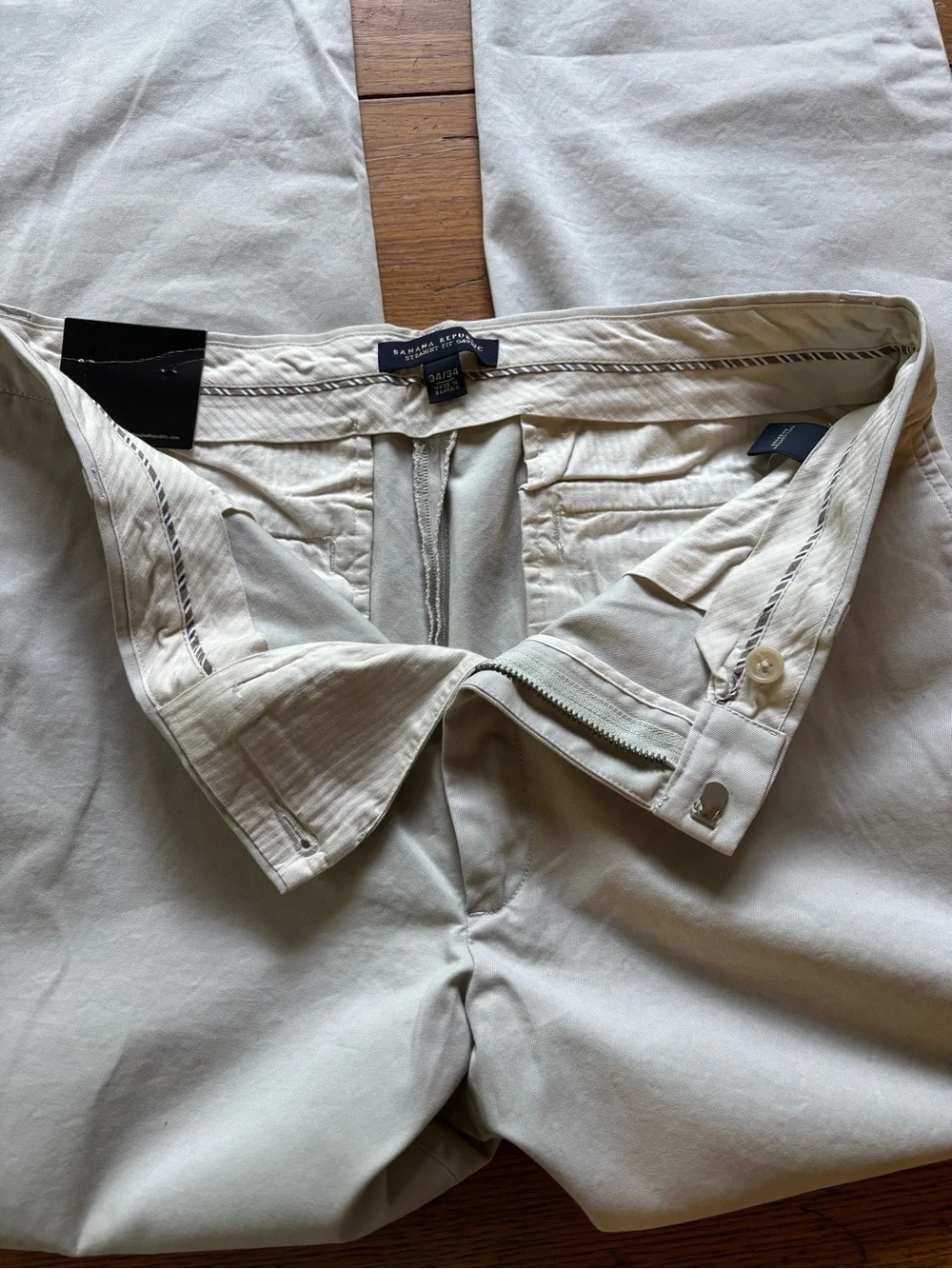 Banana Republic Light Khaki Men's Chinos NWT